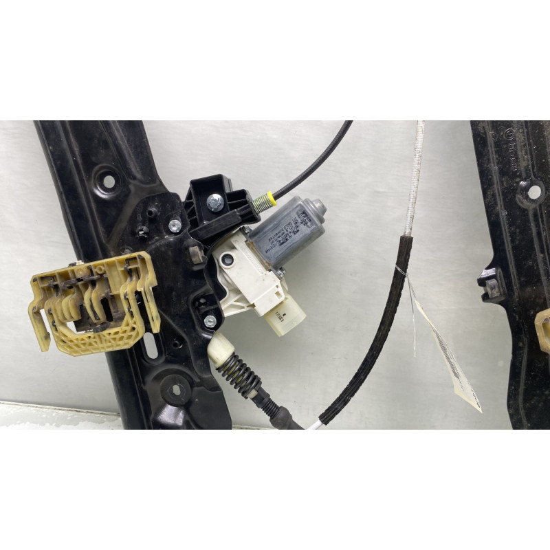 Leve vitre electrique avant gauche BMW SERIE 5 F11 Photo n°4