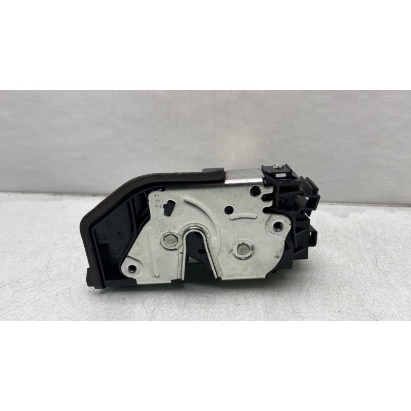 Serrure arriere droit BMW SERIE 5 F11 Photo n°1
