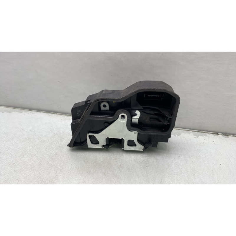 Serrure arriere gauche BMW SERIE 5 F11 Photo n°3