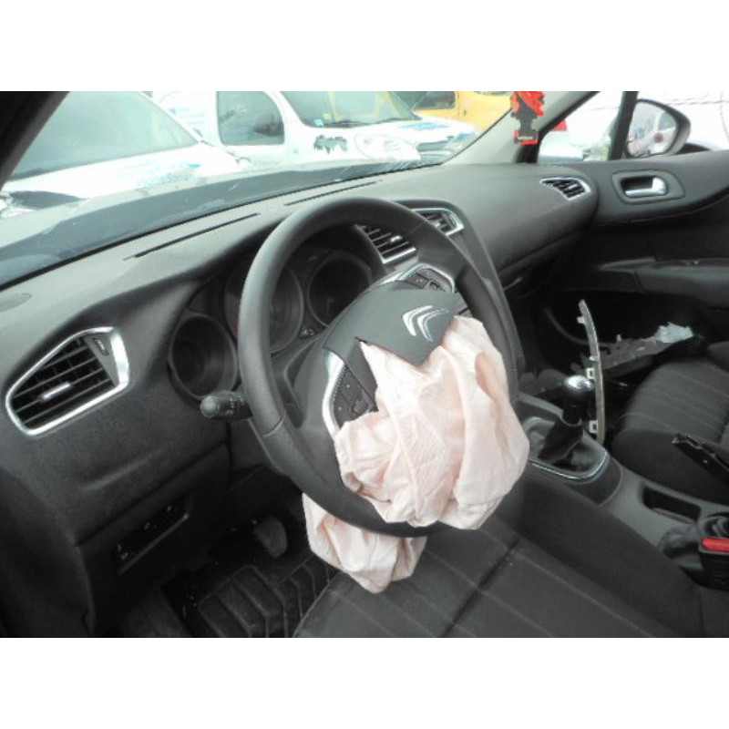 Aile avant gauche CITROEN C4 2 Photo n°12