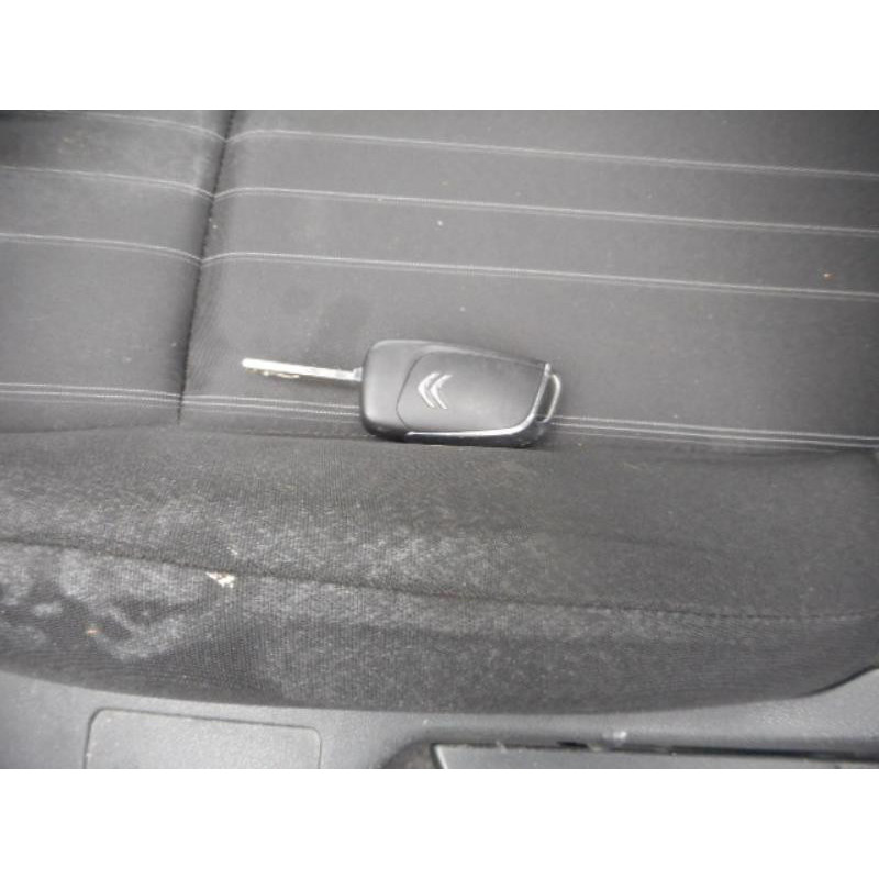 Aile avant gauche CITROEN C4 2 Photo n°14