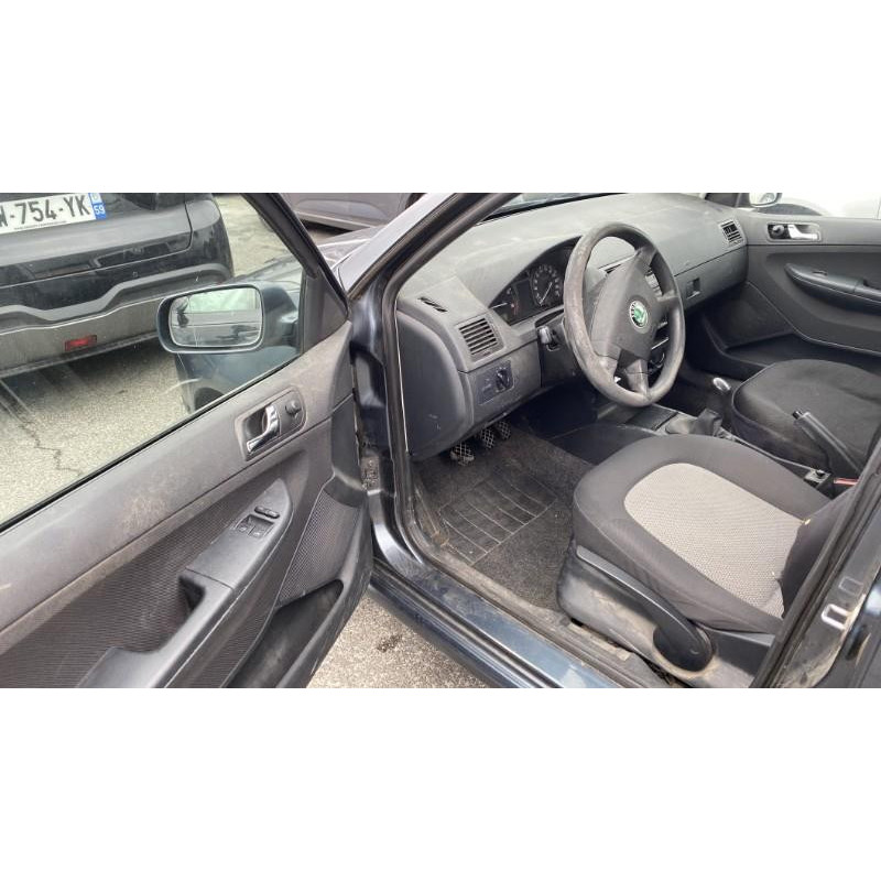 Feu arriere principal gauche (feux) SKODA FABIA 1 Photo n°7
