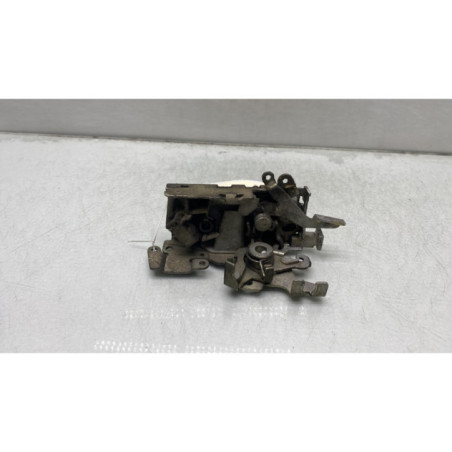 Serrure avant droit MERCEDES VITO 638