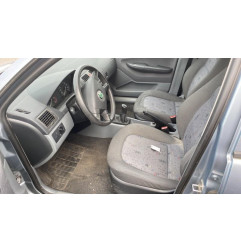 Serrure avant droit SKODA FABIA 1