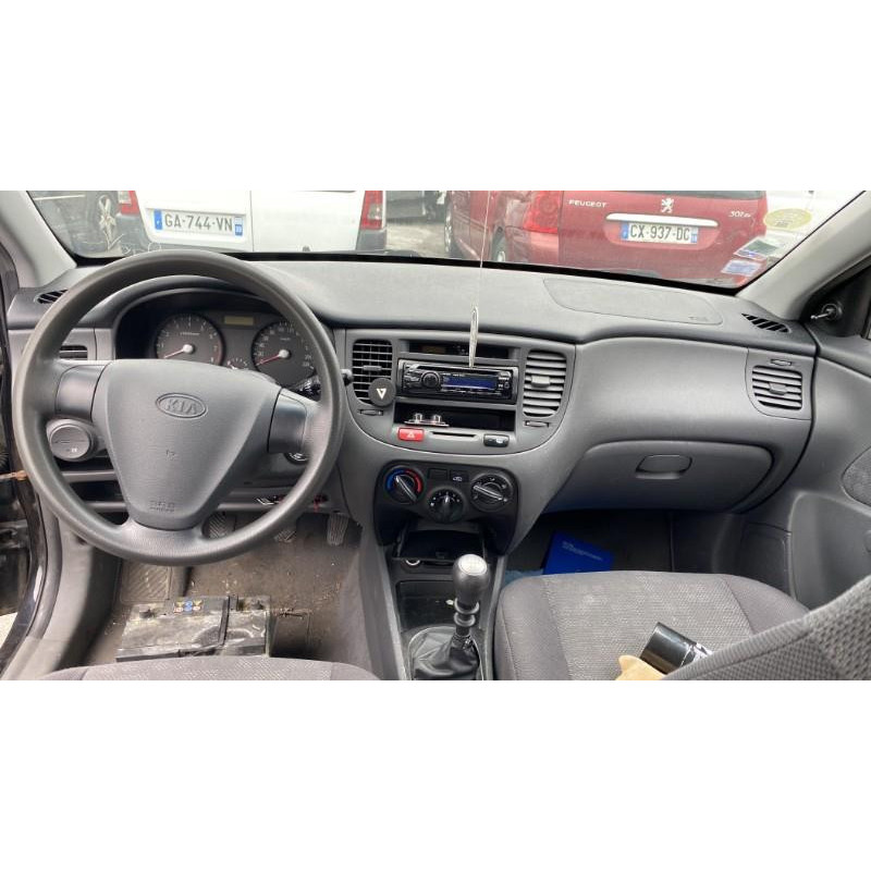 Feu arriere principal gauche (feux) KIA RIO 2 Photo n°20