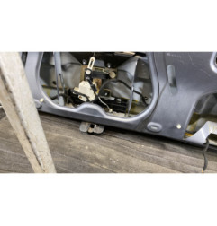 Malle/Hayon arriere VOLKSWAGEN TOUAREG 1