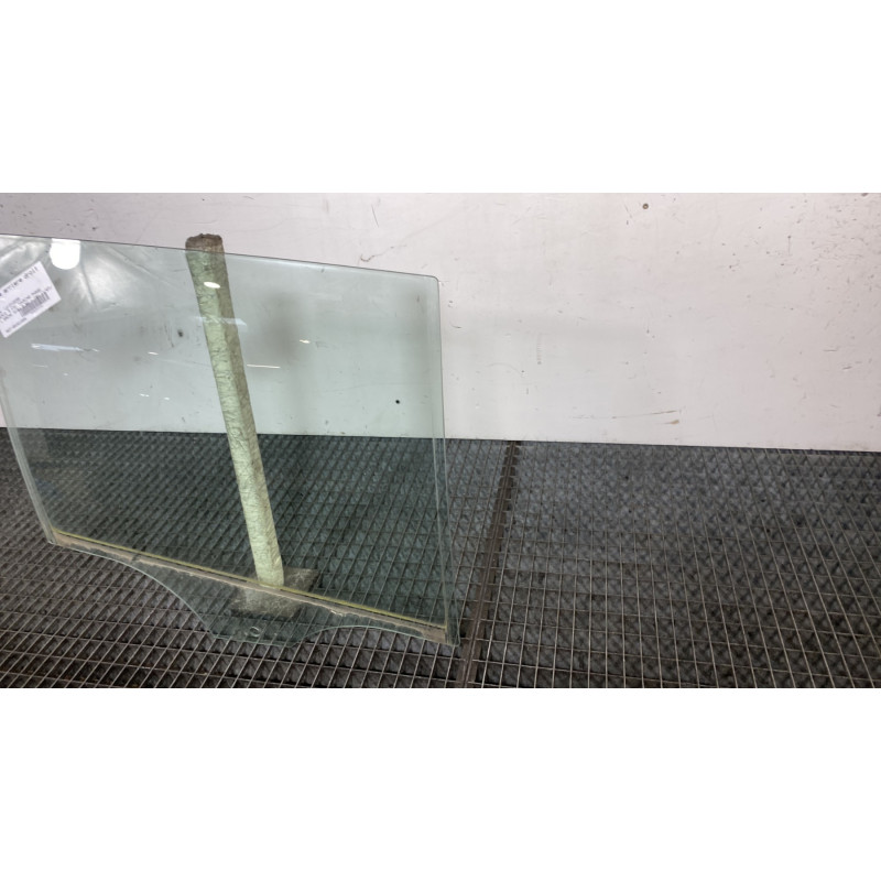 Vitre arriere droit BMW SERIE 3 F31 Photo n°4