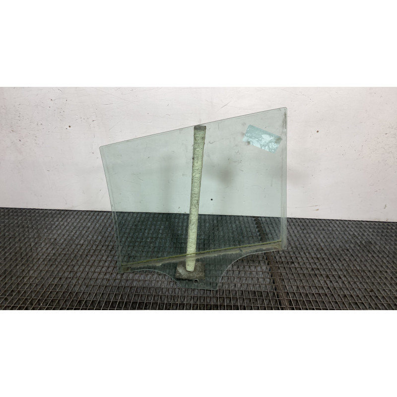 Vitre arriere droit BMW SERIE 3 F31 Photo n°6