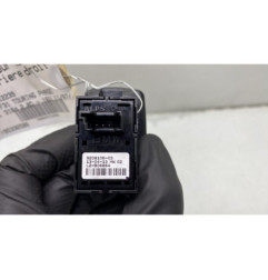 Interrupteur de leve vitre arriere droit BMW SERIE 3 F31