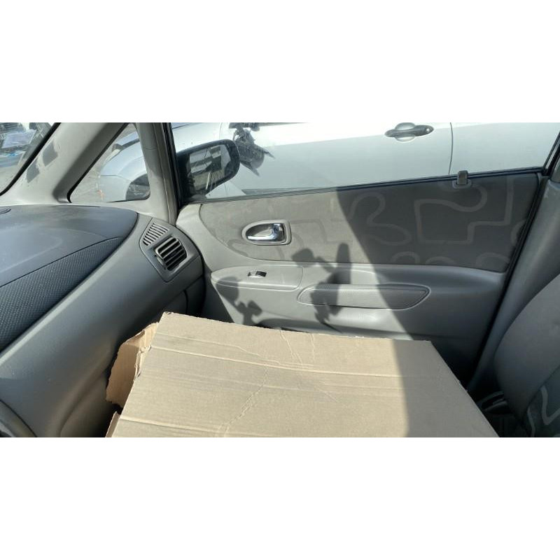 Vase de lave glace MAZDA PREMACY Photo n°13