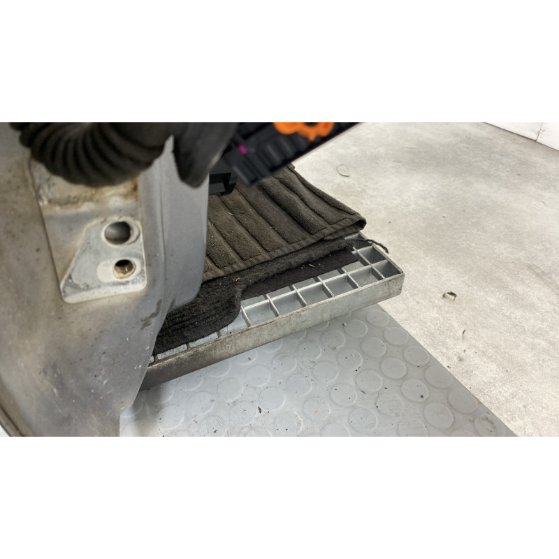 Porte avant droit VOLKSWAGEN GOLF 6 Photo n°3