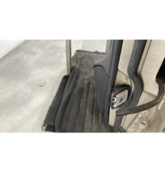 Porte arriere gauche MERCEDES CLASSE C 202