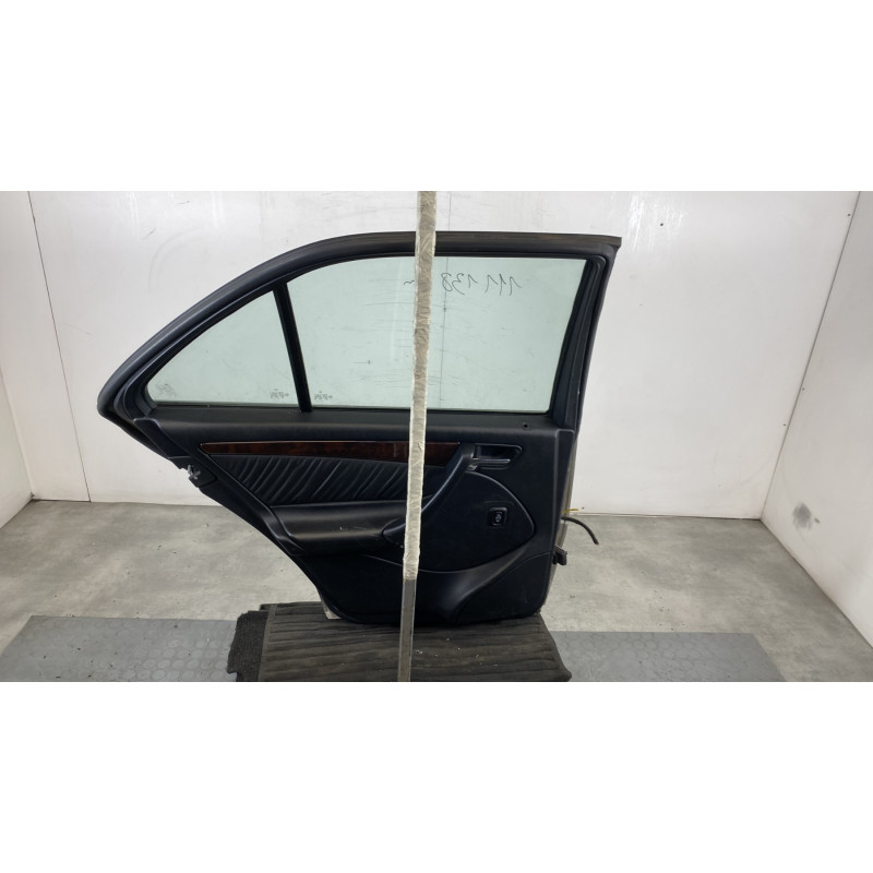 Porte arriere gauche MERCEDES CLASSE C 202 Photo n°8