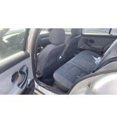 Vitre arriere droit PEUGEOT 406
