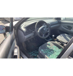 Vitre arriere droit PEUGEOT 406
