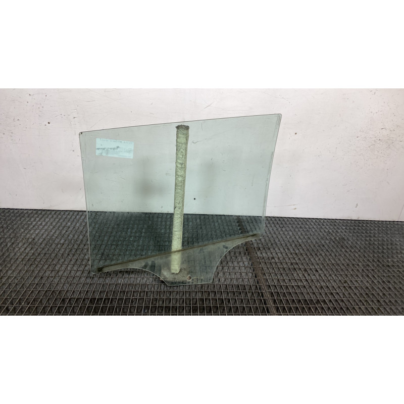 Vitre arriere droit BMW SERIE 5 F11 Photo n°6