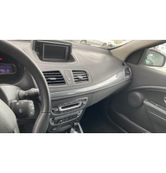 Poignee porte avant droit RENAULT MEGANE 3