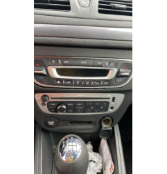 Vitre arriere gauche RENAULT MEGANE 3