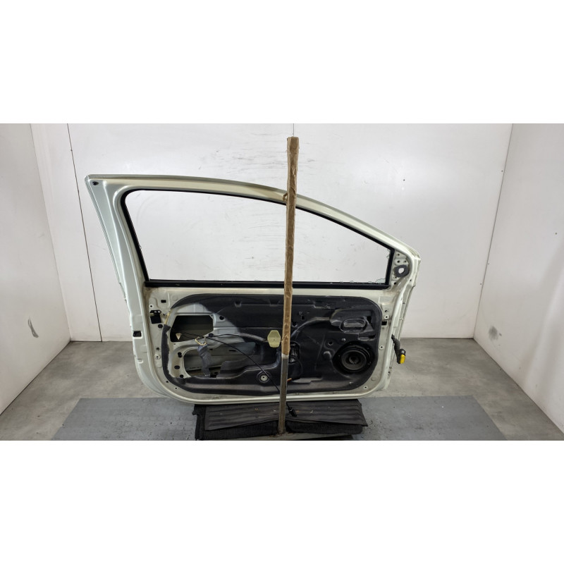 Porte avant gauche RENAULT TWINGO 2 Photo n°8