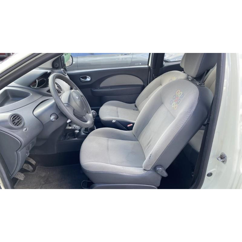 Porte avant gauche RENAULT TWINGO 2 Photo n°14