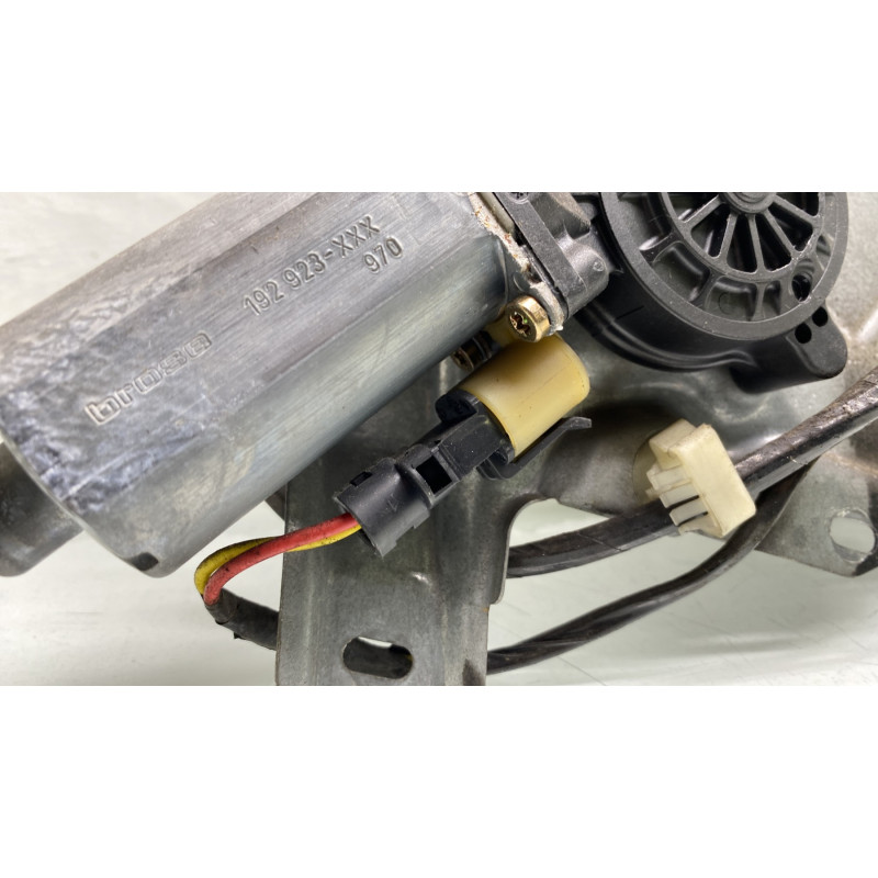 Leve vitre electrique arriere droit RENAULT LAGUNA 1 Photo n°3