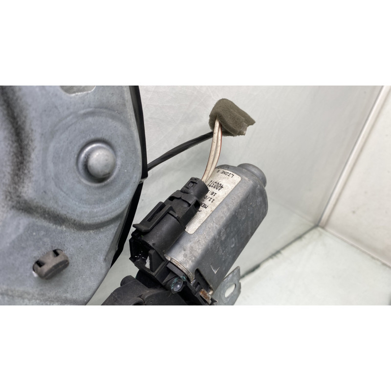 Leve vitre electrique avant droit RENAULT LAGUNA 1 Photo n°3