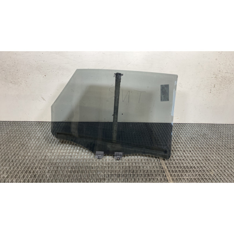 Vitre arriere gauche CITROEN C4 PICASSO 2 Photo n°5