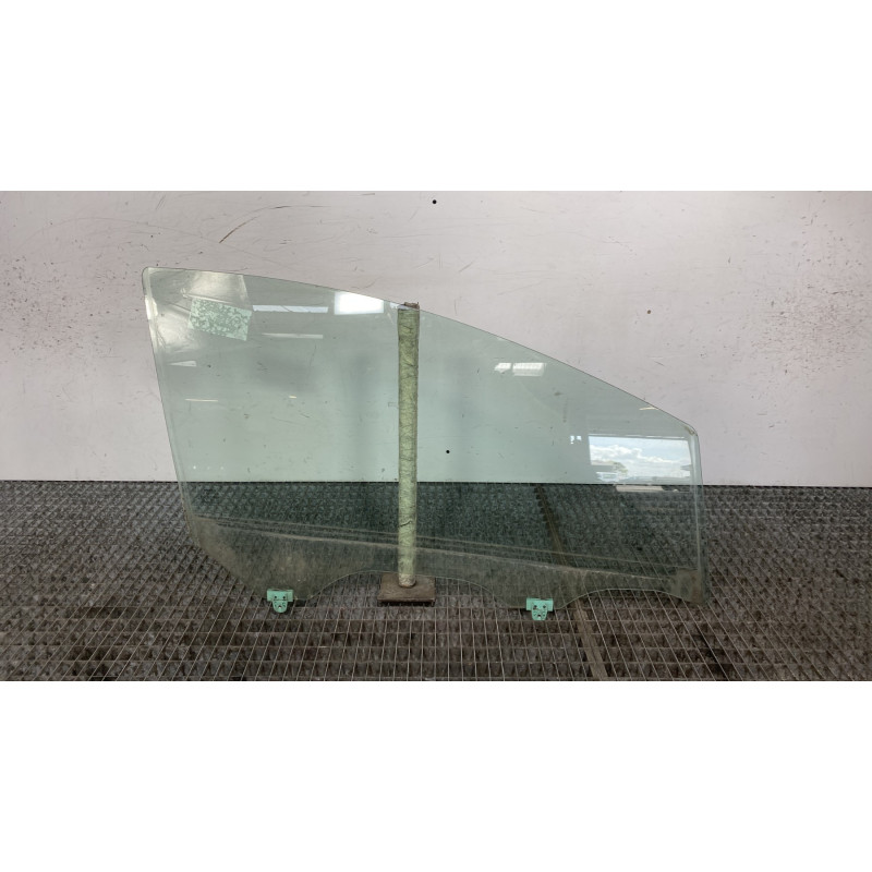 Vitre avant droit NISSAN NOTE 2 Photo n°1