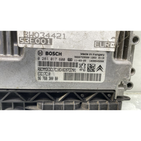Calculateur moteur PEUGEOT 207