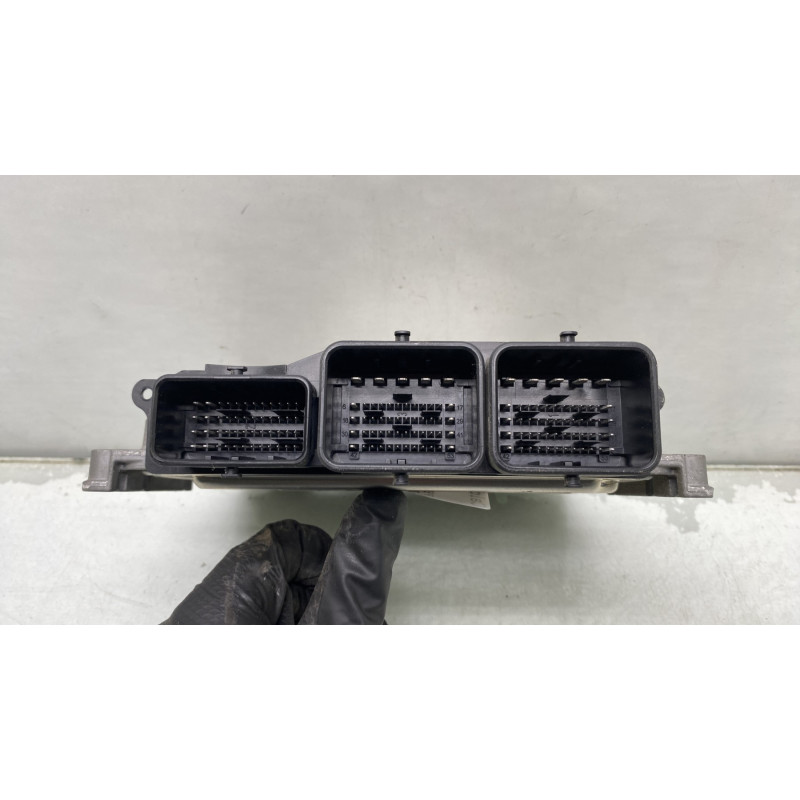 Calculateur moteur PEUGEOT 207 Photo n°3