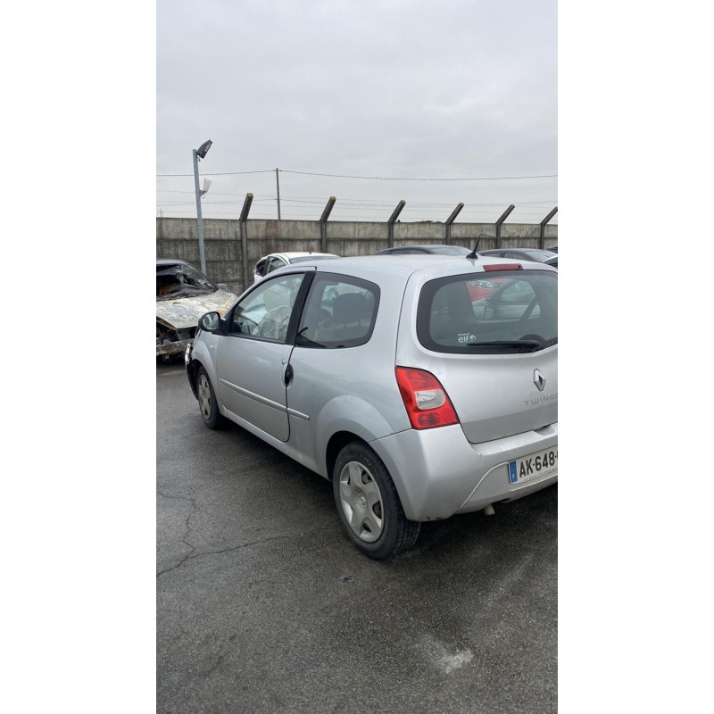 Calculateur moteur RENAULT TWINGO 2 Photo n°17
