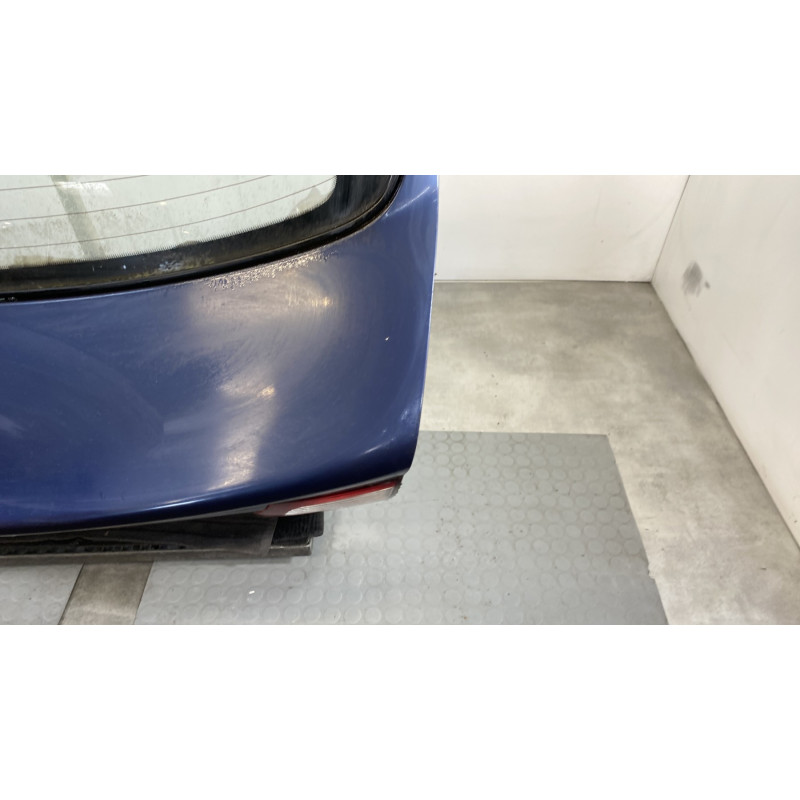 Malle/Hayon arriere MAZDA 626 4 Photo n°4