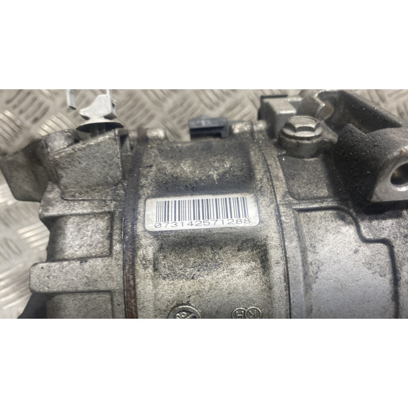 Compresseur clim RENAULT MASTER 3 Photo n°5