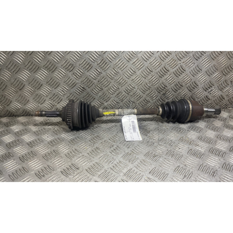 Cardan gauche (transmission) PEUGEOT 206+ Photo n°1