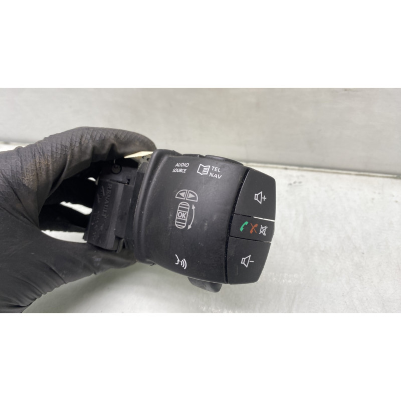 Commande autoradio RENAULT MEGANE 3 Photo n°2
