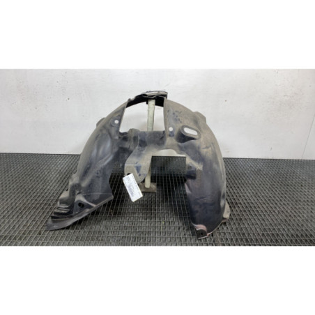 Pare boue avant gauche RENAULT MEGANE 3 Photo n°1