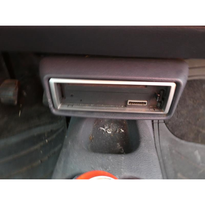 Verin de coffre RENAULT ESPACE 3 Photo n°13