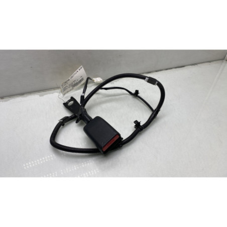 Attache ceinture avant droit TOYOTA YARIS 3 Photo n°1