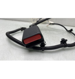 Attache ceinture avant droit TOYOTA YARIS 3