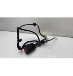 Attache ceinture avant droit TOYOTA YARIS 3