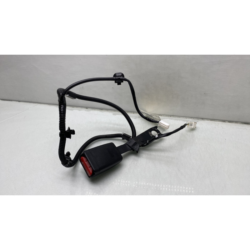 Attache ceinture avant droit TOYOTA YARIS 3 Photo n°3