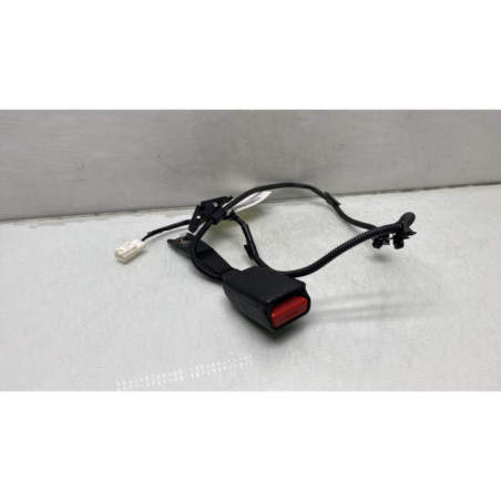 Attache ceinture avant gauche TOYOTA YARIS 3 Photo n°1