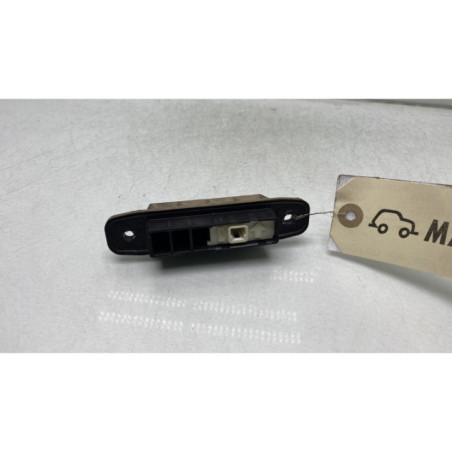 Bouton de coffre TOYOTA YARIS 3