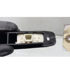 Bouton de coffre TOYOTA YARIS 3