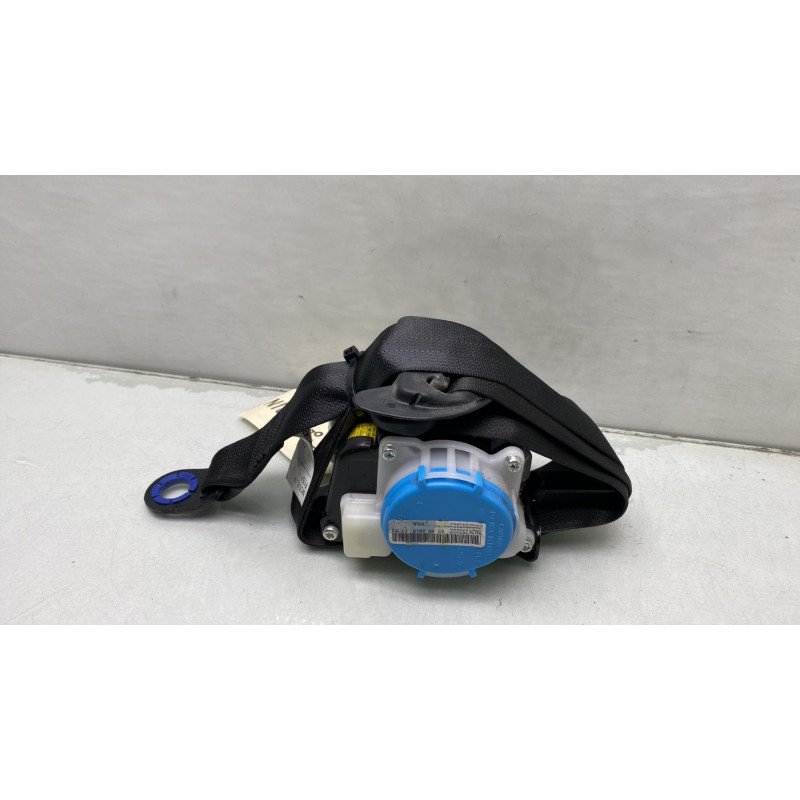 Pretensionneur de ceinture avant gauche TOYOTA YARIS 3 Photo n°1