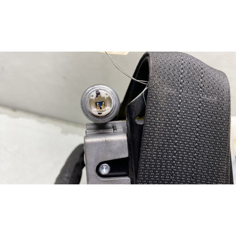 Pretensionneur de ceinture avant gauche TOYOTA YARIS 3 Photo n°5