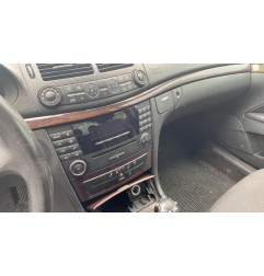 Serrure avant droit MERCEDES CLASSE E 211