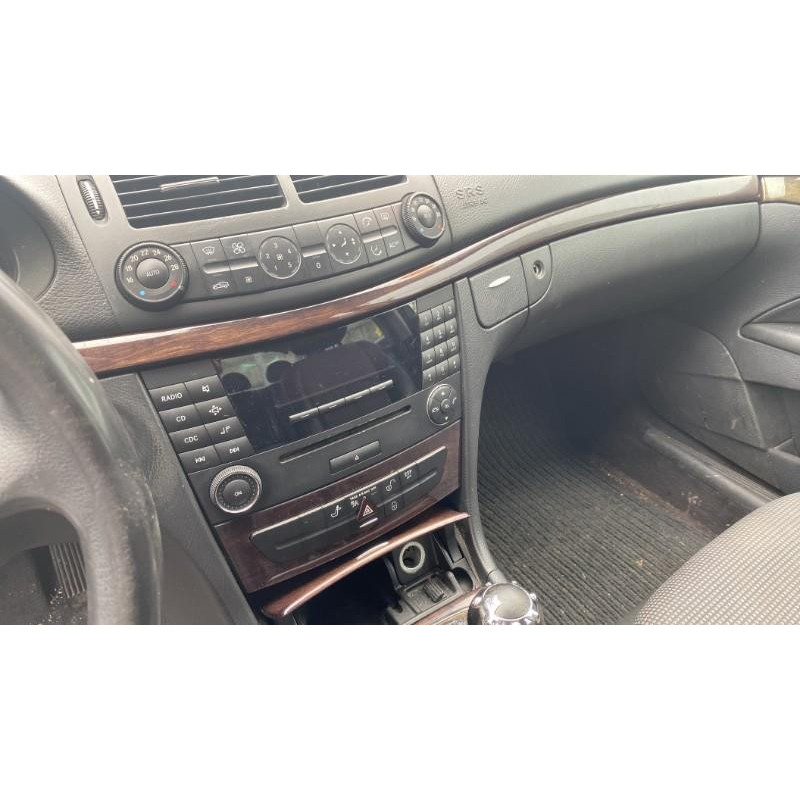 Serrure avant droit MERCEDES CLASSE E 211 Photo n°9
