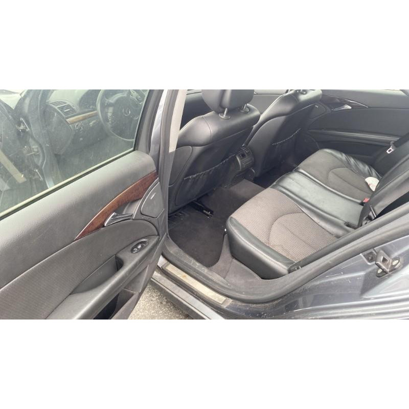 Serrure avant droit MERCEDES CLASSE E 211 Photo n°15