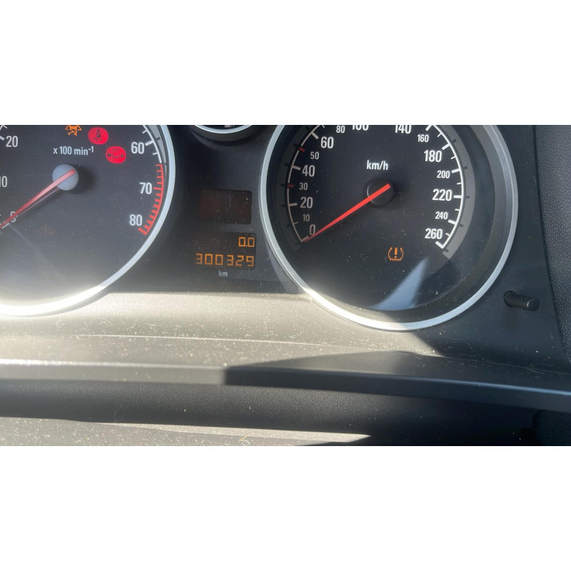 Calculateur moteur OPEL ZAFIRA B Photo n°14